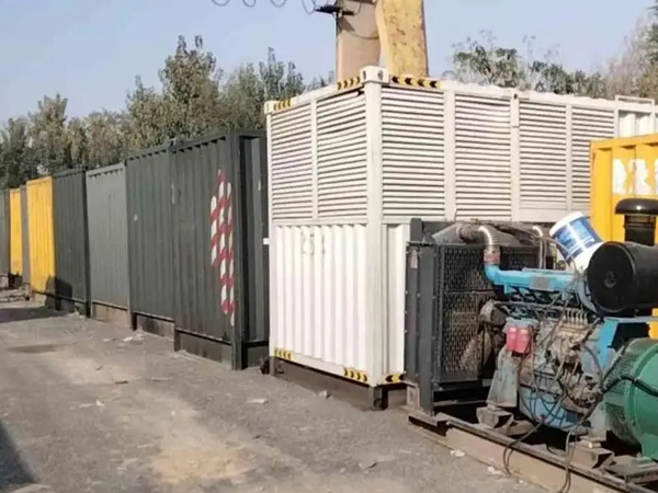 固安200KW柴油发电机机组每小时油耗是多少？